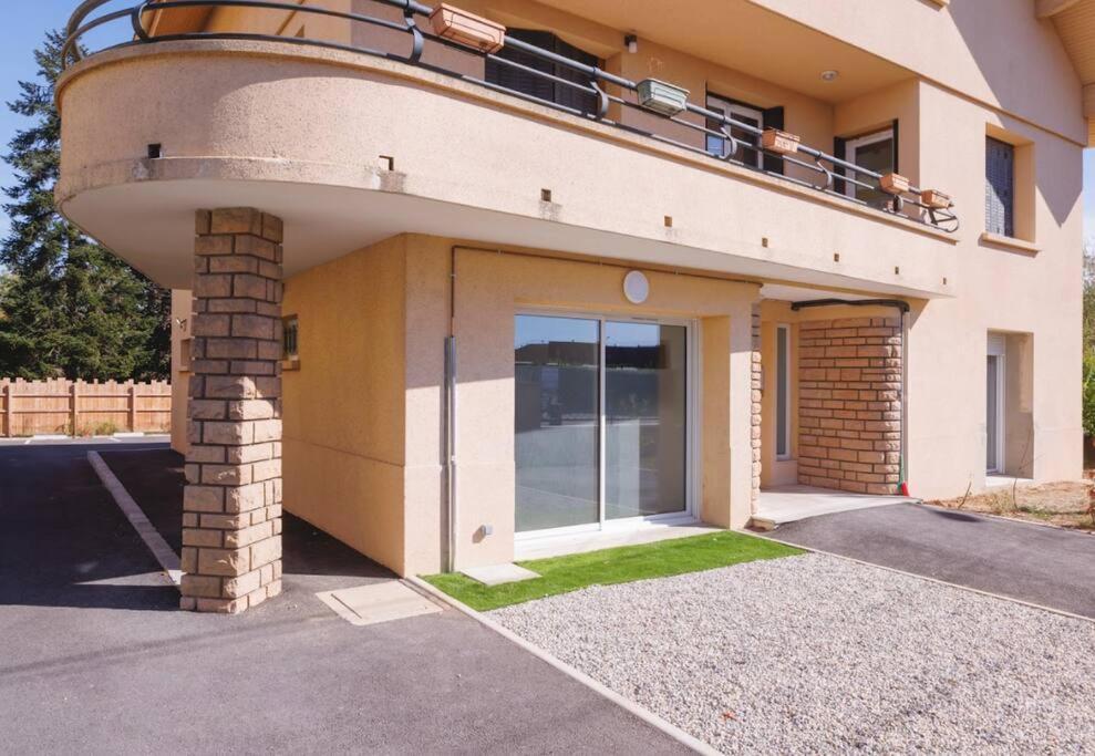 Apartament L'Aindus De Brou- Parking Prive- Rdc Bourg-en-Bresse Zewnętrze zdjęcie