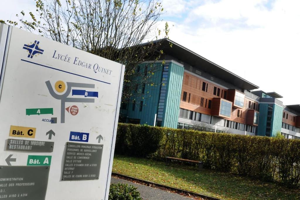 Apartament L'Aindus De Brou- Parking Prive- Rdc Bourg-en-Bresse Zewnętrze zdjęcie